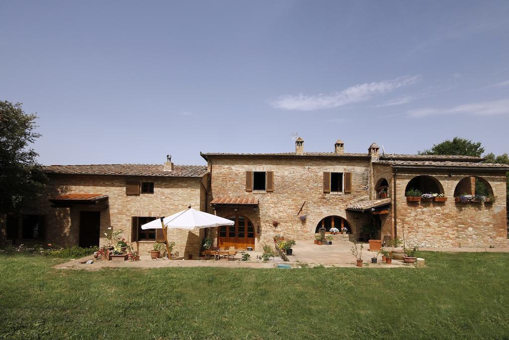 Tenuta La Santissima 3* San Rocco a Pilli